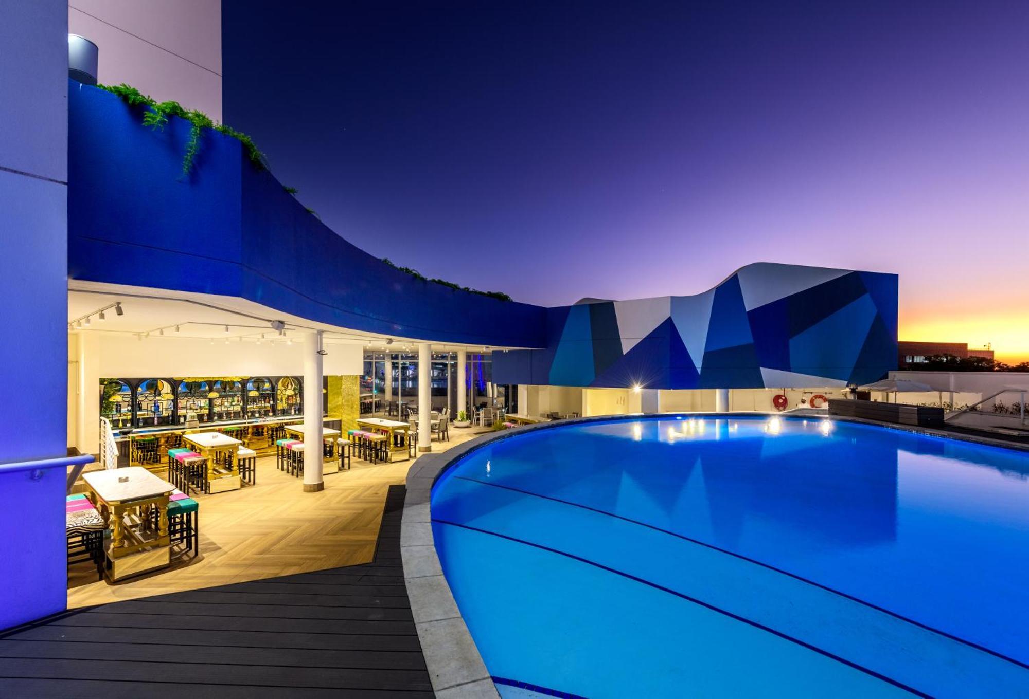 Hotel Sky Sandton Johannesburg Exterior photo